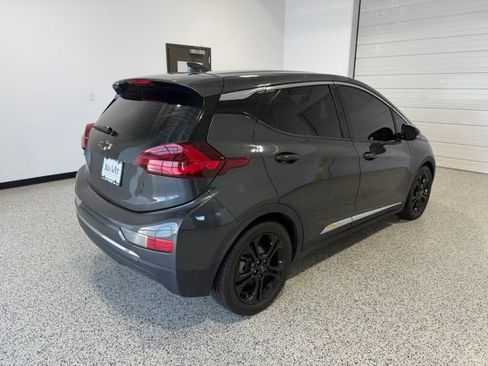Used 2020 Chevrolet Bolt LT FWD image 3