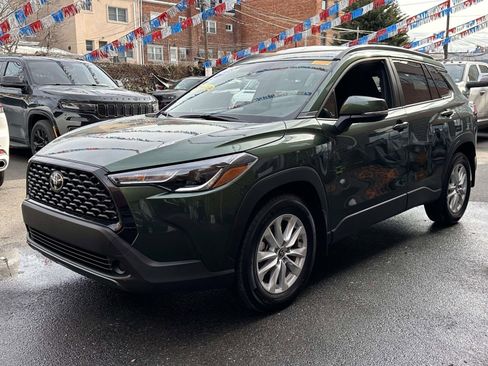 Used 2022 Toyota Corolla Cross LE image 7