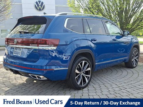 Certified 2025 Volkswagen Atlas SEL Premium R-Line AWD/4WD image 6