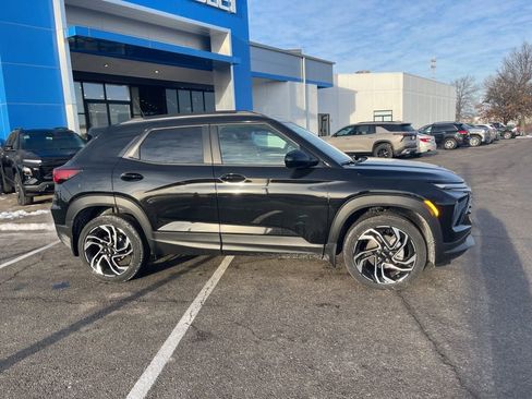 New 2026 Chevrolet TrailBlazer RS w/ Convenience Package image 2