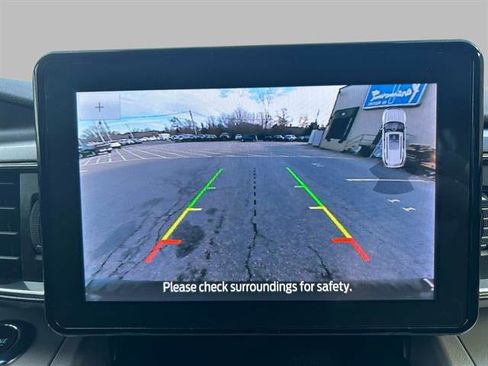 Used 2023 Ford Explorer XLT w/ Equipment Group 202A image 29