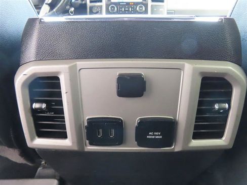 Used 2019 Ford F450 Lariat w/ Chrome Package AWD/4WD image 32