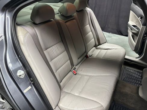 Used 2010 Honda Accord EX-L image 32