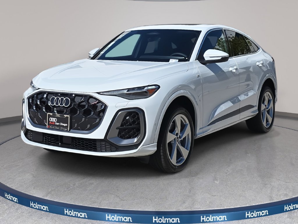 Used 2025 Audi Q5 Premium Plus w/ Premium Plus AWD/4WD image 7