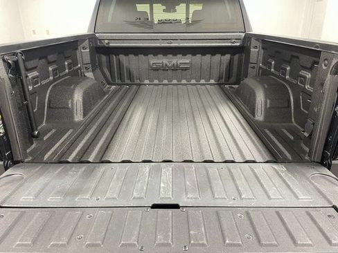 Used 2022 GMC Sierra 1500 Elevation w/ Preferred Package AWD/4WD image 24