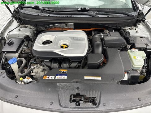 Used 2016 Hyundai Sonata SE image 12