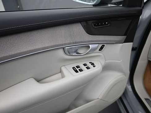 New 2026 Volvo XC90 B6 Ultra w/ Protection Package AWD/4WD image 5