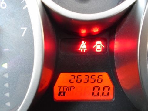 Used 2008 MAZDA MX-5 Miata Sport image 9