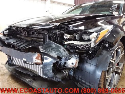 Used 2019 Kia Stinger GT image 18