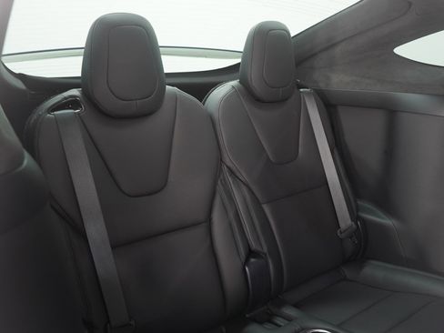 Used 2023 Tesla Model X Plaid image 13