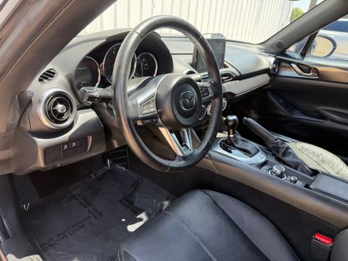 Used 2022 MAZDA MX-5 Miata Grand Touring w/ Weather Package RWD image 16