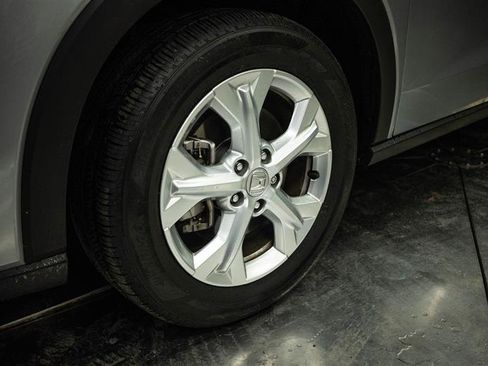 Used 2025 Honda HR-V LX image 3