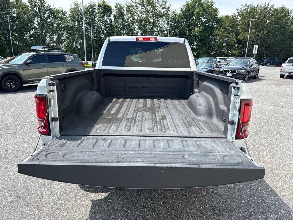 Used 2026 RAM 2500 Big Horn AWD/4WD image 11