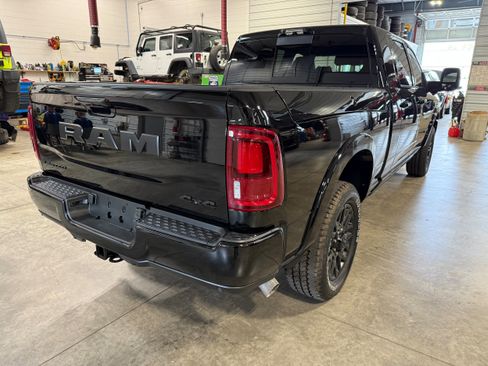 New 2025 RAM 2500 Limited image 16