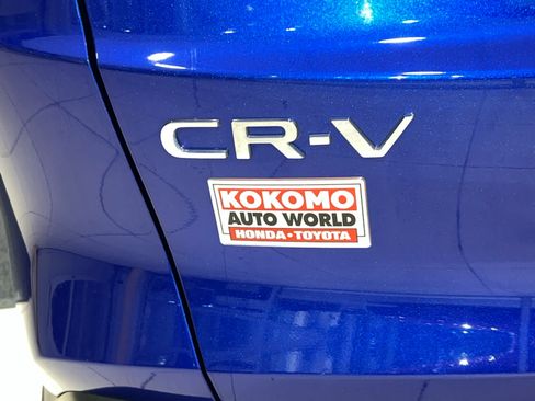 Used 2023 Honda CR-V EX image 11
