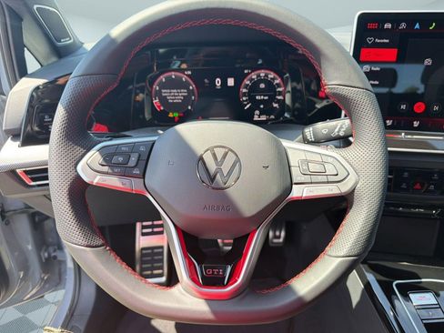 New 2026 Volkswagen GTI SE FWD image 17