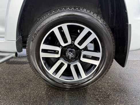 Used 2024 Toyota 4Runner Limited image 25