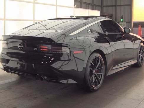 Certified 2024 Nissan Z Performance w/ Floor Mat Package image 3