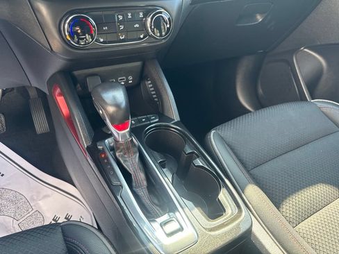 Used 2022 Chevrolet TrailBlazer RS AWD/4WD image 29
