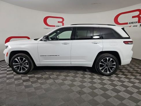 Certified 2023 Jeep Grand Cherokee Overland w/ Luxury Tech Group IV image 4