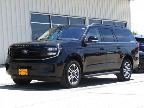 Certified 2025 Ford Expedition Max Active AWD/4WD image 12