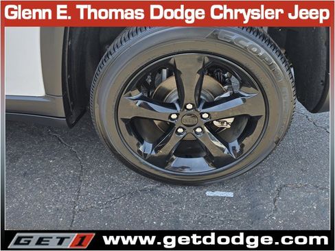Used 2023 Jeep Grand Cherokee Limited w/ Black Appearance Package RWD image 37