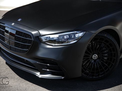 Used 2023 Mercedes-Benz S 580 4MATIC Sedan image 5
