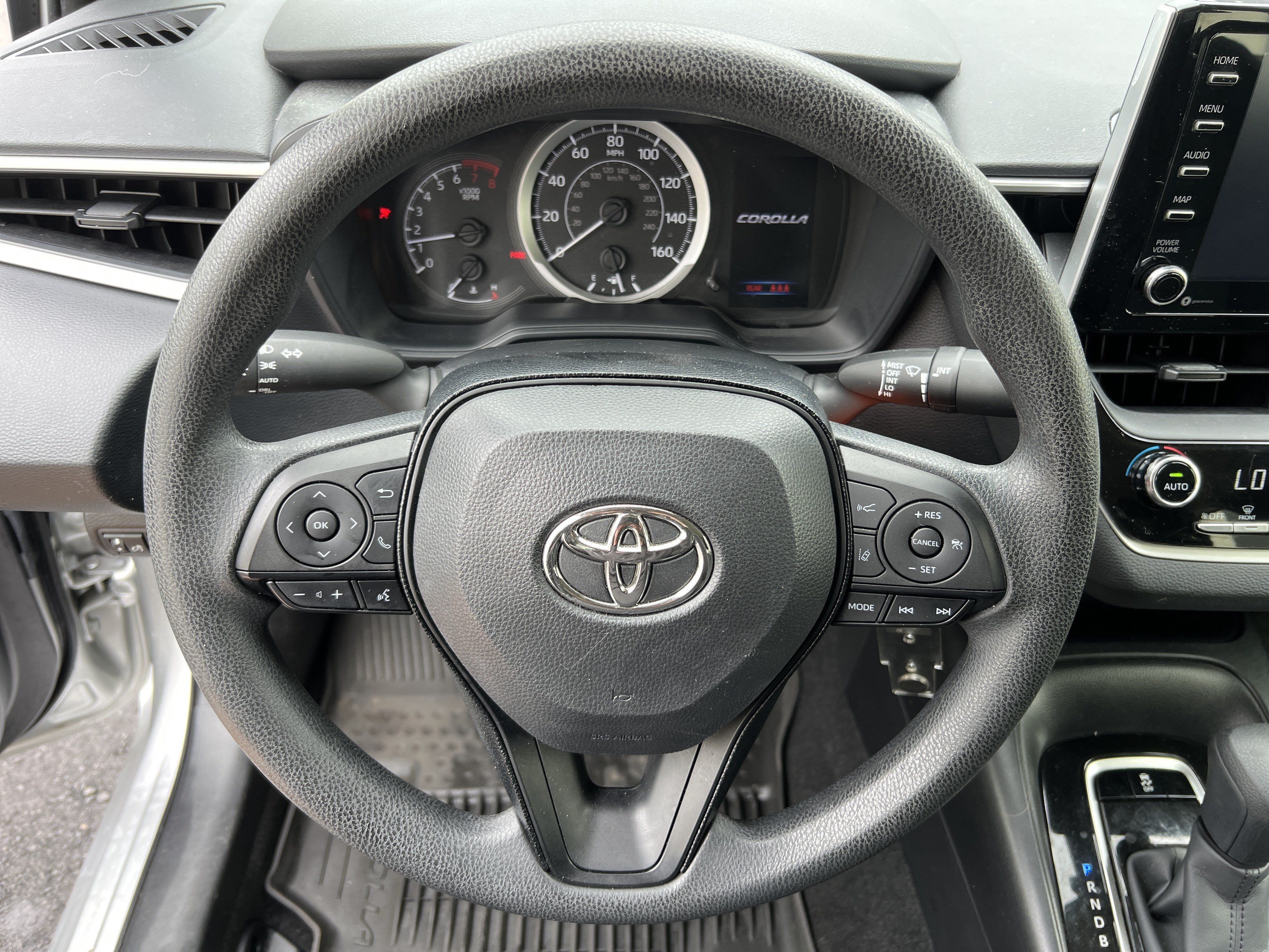 Certified 2021 Toyota Corolla LE FWD image 18