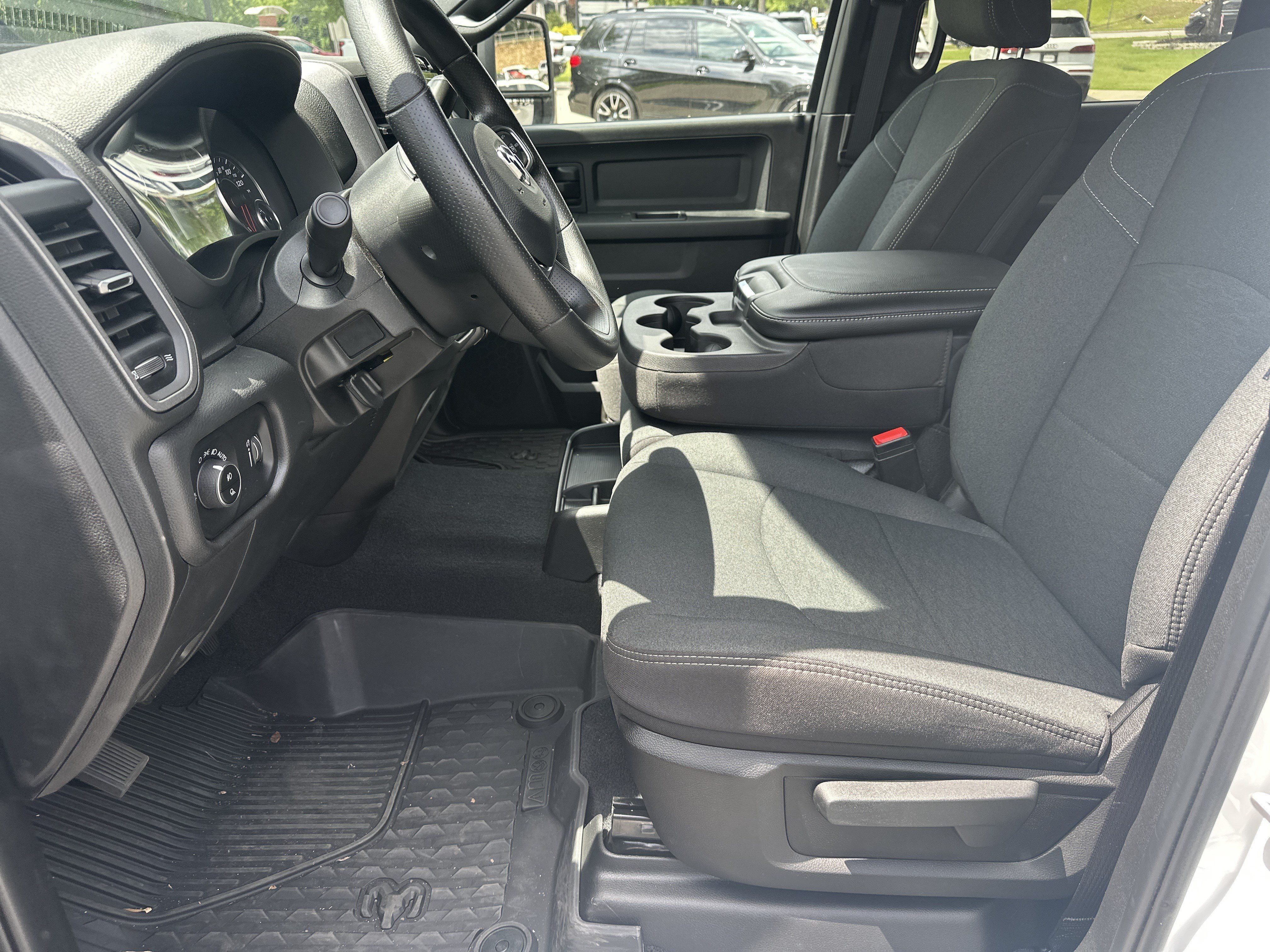 Used 2025 RAM 3500 Tradesman AWD/4WD image 9