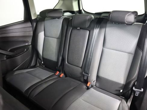 Used 2017 Ford Escape SE w/ SE Cold Weather Package image 27