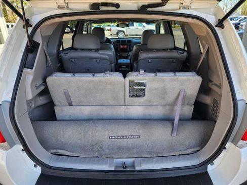 Used 2013 Toyota Highlander Limited image 15