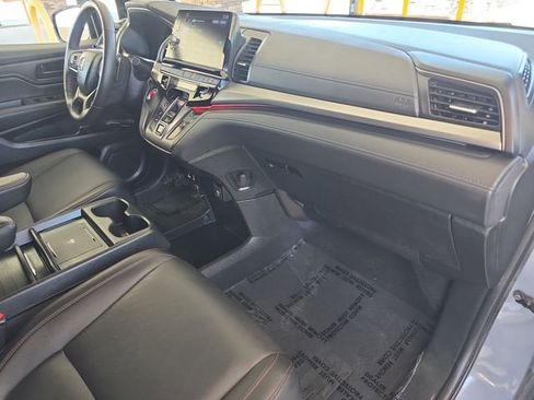 Used 2025 Honda Odyssey Sport-L image 28
