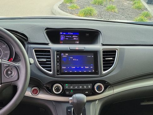 Used 2015 Honda CR-V EX image 18