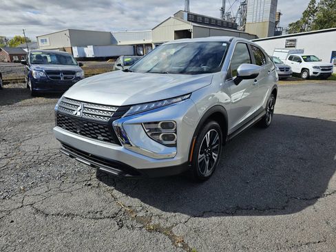Used 2024 Mitsubishi Eclipse Cross SE image 3