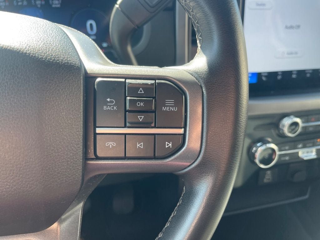 Used 2025 Ford F150 XLT AWD/4WD image 16