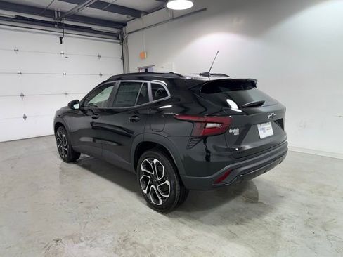 New 2026 Chevrolet Trax RS image 5