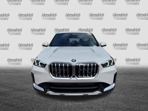 Certified 2025 BMW X1 xDrive28i AWD/4WD image 3