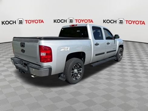 Used 2011 Chevrolet Silverado 1500 LT w/ All-Star Edition AWD/4WD image 8