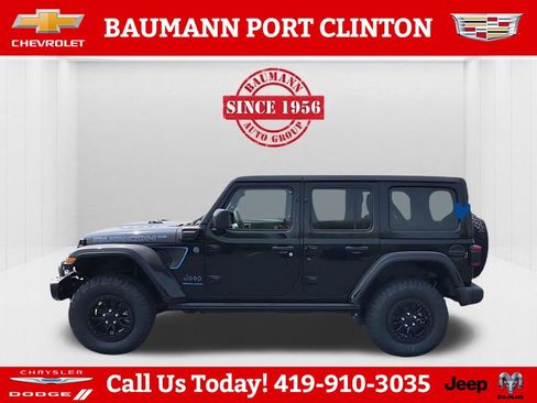 New 2023 Jeep Wrangler Unlimited Rubicon 4xe AWD/4WD image 8