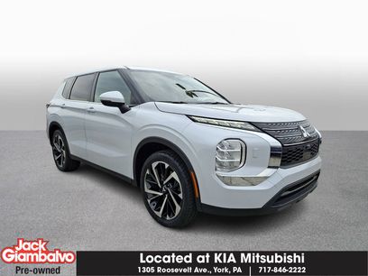 Used 2022 Mitsubishi Outlander ES