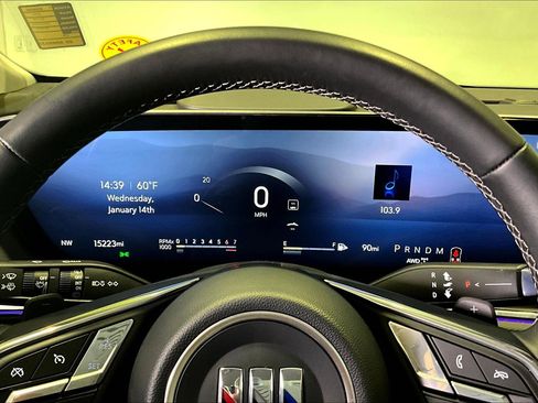 Used 2025 Buick Envision Preferred image 13