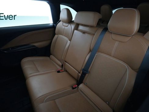 Used 2026 Lucid Gravity Dream image 24