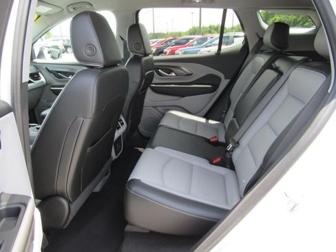 Used 2023 GMC Terrain SLT FWD image 33