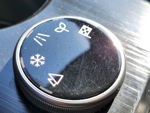 Used 2023 Nissan Rogue SV w/ SV Premium Package image 33