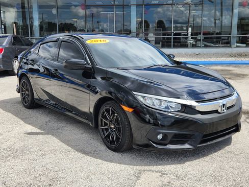Used 2018 Honda Civic EX-L image 2