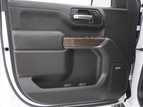 Used 2019 Chevrolet Silverado 1500 LT Trail Boss image 14