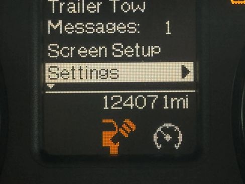 Used 2018 RAM 2500 Tradesman w/ Chrome Appearance Group image 7