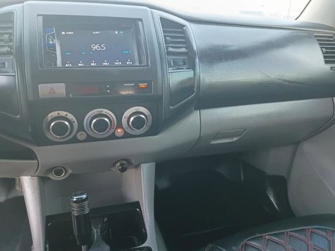 Used 2007 Toyota Tacoma PreRunner image 13