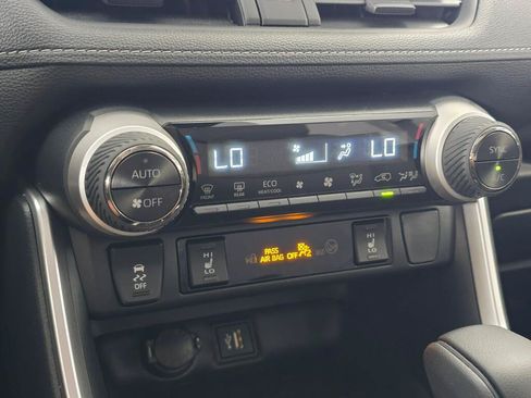 Used 2025 Toyota RAV4 XLE w/ Convenience Package AWD/4WD image 29