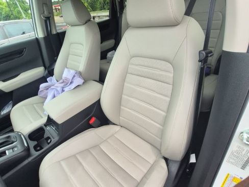 Used 2023 Honda CR-V EX-L image 3